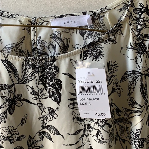 LUSH Black and White Floral Swing Dress - Picture 4 of 4